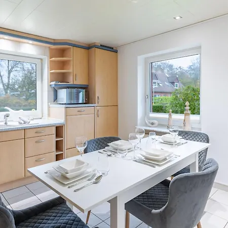 Holiday home Deichliebe Toenning